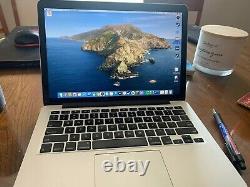2014 Macbook Pro 2.4 GHz Core i5 13 screen (Excellent Condition)