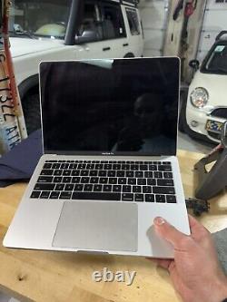 2017 Apple MacBook Pro 13 Replacement Screen