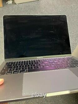 2017 Apple Macbook Pro 13.3 i5 2.3Ghz 8GB 128GB LIGHT SCREEN WEAR / ALT KEYS