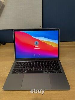 2018 Apple MacBook Pro 13 Screen 16GB RAM 512GB SSD 2.3 GHz Intel i5 Dual-Core