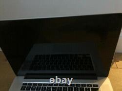 Apple MacBook Pro 15.4, i7 @ 2.2GHz, 256GB SSD, 16GB RAM, DAMAGED SCREEN