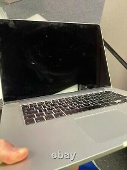 Apple MacBook Pro Retina 15 (2012) i7 2.3GHz 8GB 256GB KEYS/SCREEN/BATTERY