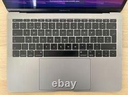 Macbook Pro 13 2017 2.3 GHz i5 128GB Space Grey Faulty Screen