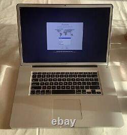 Macbook pro 17 2.5GHz i7 Quad Core 16GB 1TB SSD Matte Screen